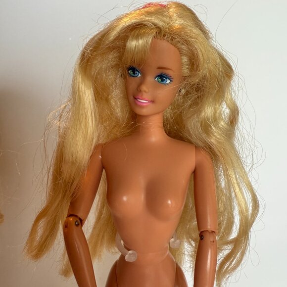 Vintage BARBIE LOT OF 3 - Barbie Wedding day, twirling Ballerina, Easter Barbie - Picture 3 of 13